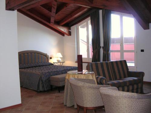 La Locanda Del Melograno Moncalvo Extérieur photo