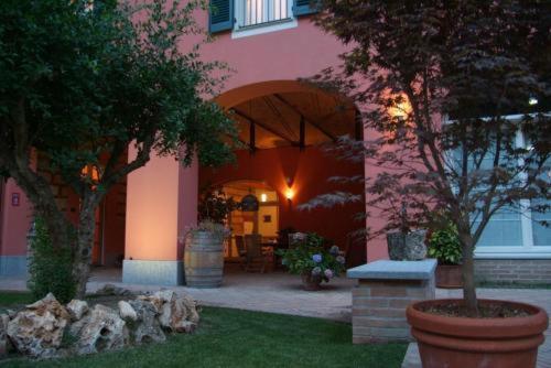 La Locanda Del Melograno Moncalvo Extérieur photo